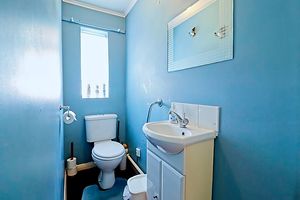 Cloakroom- click for photo gallery